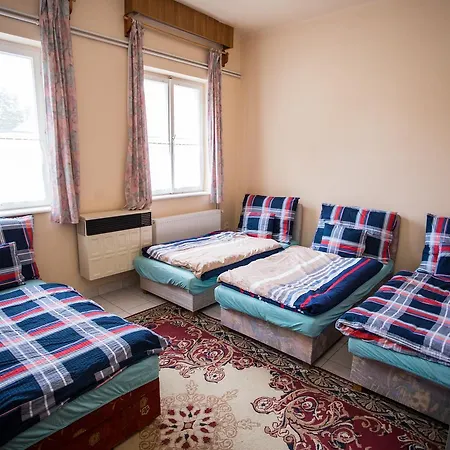 Bed & Breakfast Golyafeszek Panzio